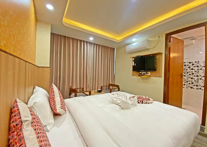 酒店 Lumbini Airport 3*